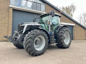 Massey Ferguson 7S.210 Dyna-VT Exclusive