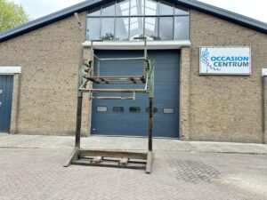 KISTENKANTELAAR LAAG