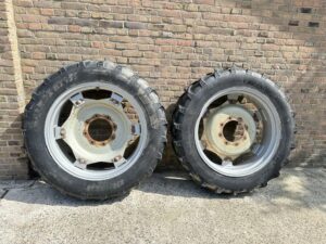 BKT 270/95R32 EN 270/95R48