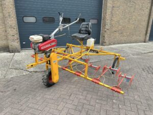 Samon onkruidstrijker met Honda motor