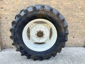 MICHELIN 600/65R38
