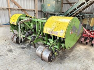 Celli NG12 310 Spitmachine