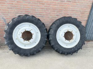 MICHELIN 13.6R28 EEN 16.9R38