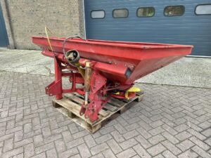 LELY KUNSTMESTSTROOIER