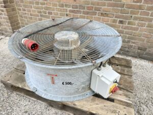 VENTILATOR