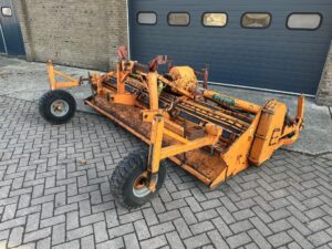 Struik 4RF 310F Frees
